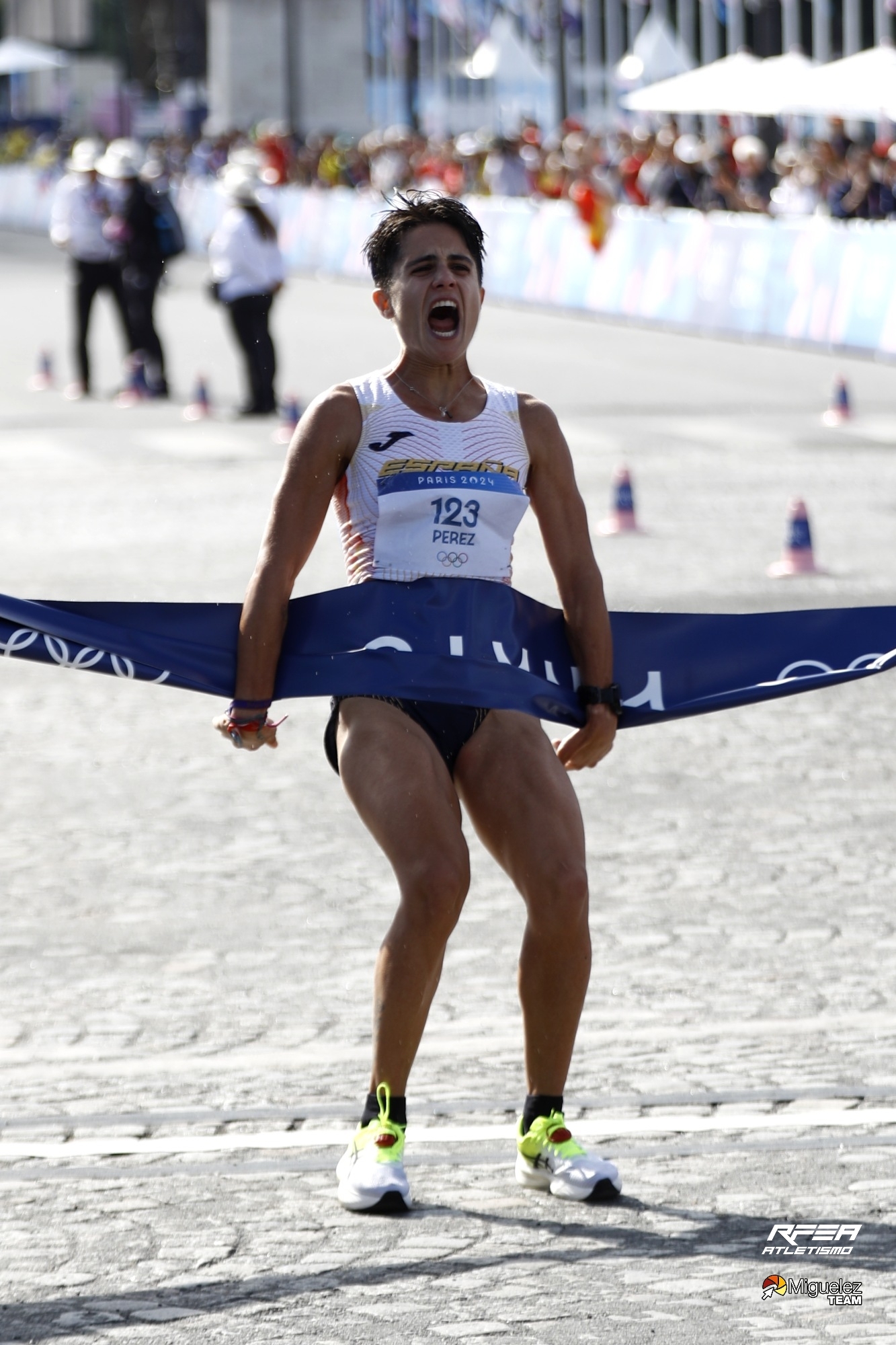 maría perez entrenando en meta