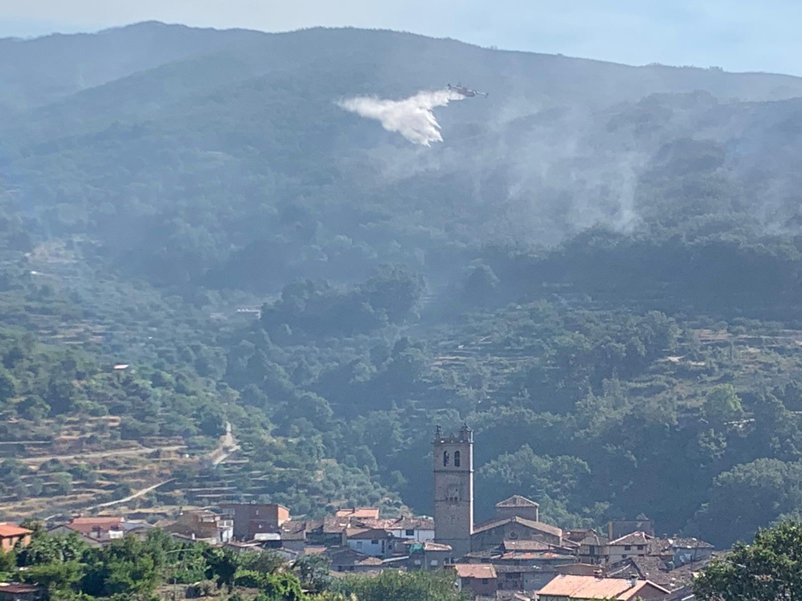 Los hidroaviones, sobrevolando Garganta la Olla