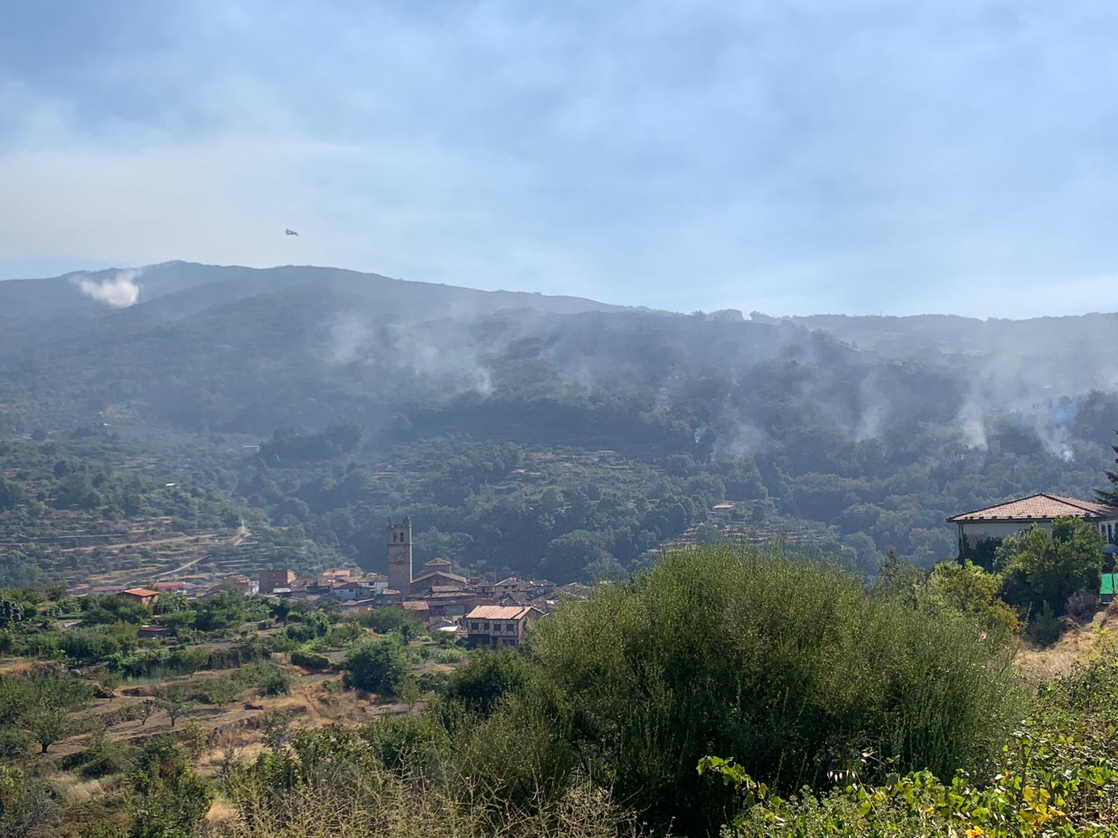 Los hidroaviones, sobrevolando Garganta la Olla