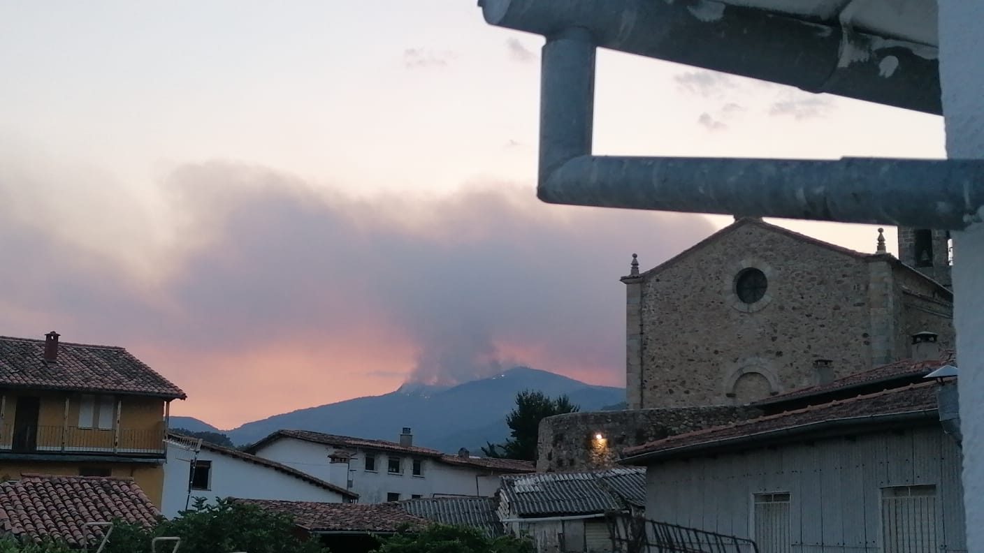 vista incendio hervás