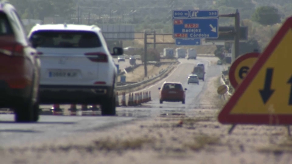 La autovía A-5 se cortará a partir de mañana viernes al tráfico en sentido Madrid entre los kilómetros 399 y 391 en Badajoz