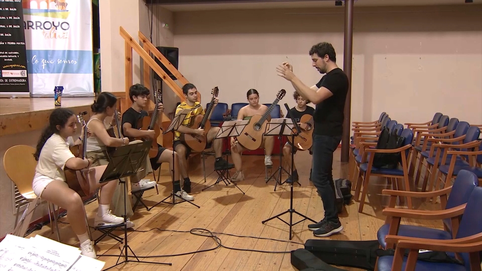 Campus de guitarra en Arroyo de la Luz