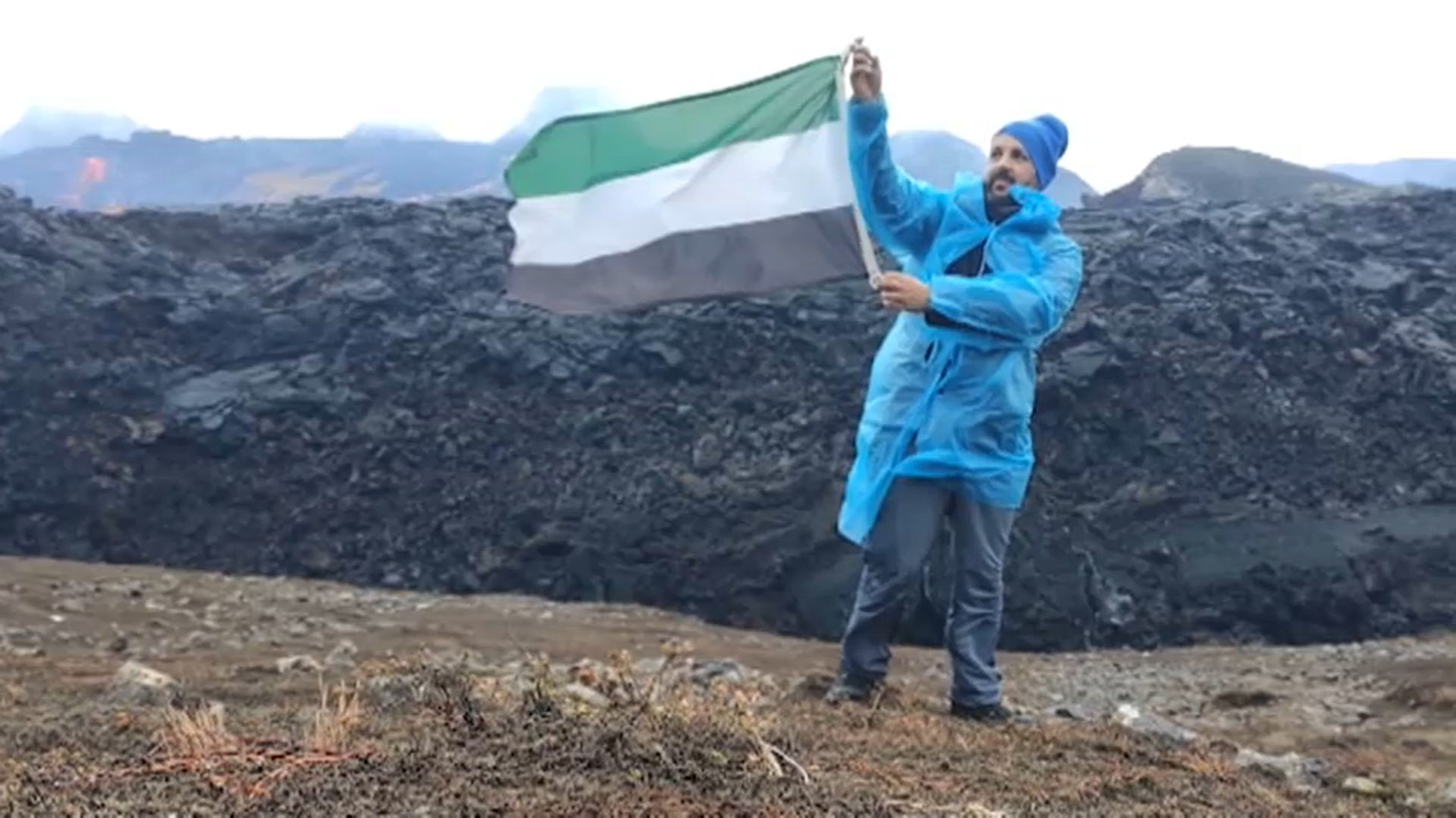 Morcilla extremeña en la boca de un volcán