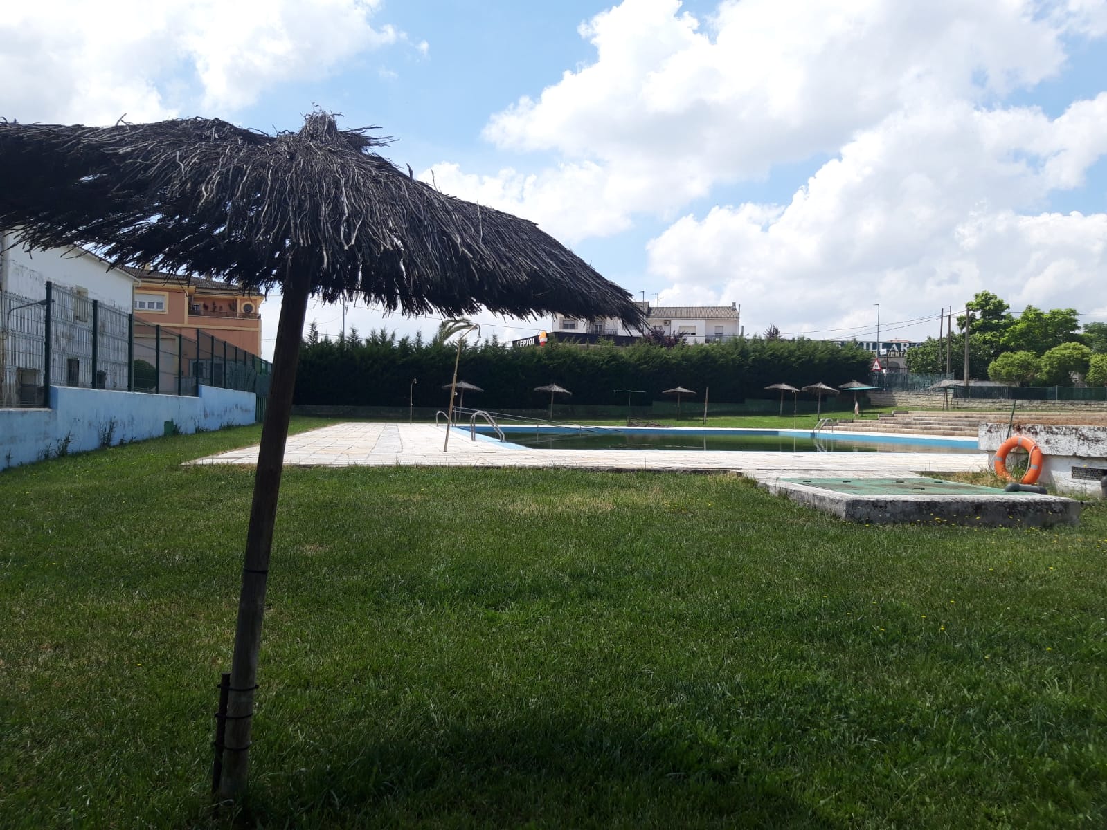 Piscina municipal de Pozuelo de Zarzón