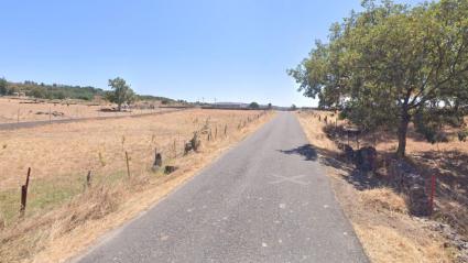 Carretera que une Eljas y Valverde del Fresno