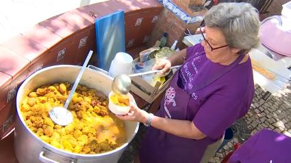 Comida solidaria en Villanueva del Fresno