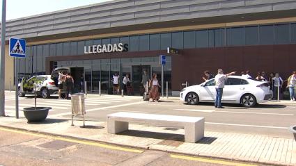 Llegadas en el aeropuerto de Badajoz