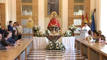 Virgen de la Montaña en el Ayuntamiento