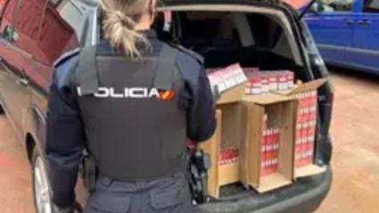 Detenido en Badajoz un hombre con 3.000 cajetillas de tabaco en su coche