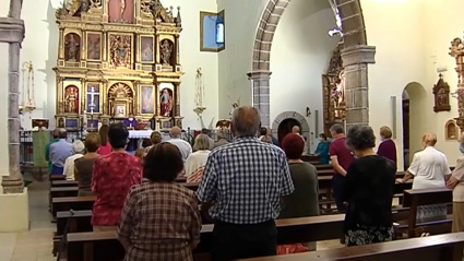 Agradecimiento social en Baños de Montemayor y homenaje a las víctimas del Covid-19