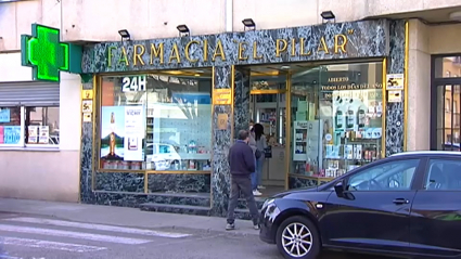 Fachada de una farmacia de Badajoz