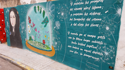 El mural ha perdido parte de la fauna tridimensional que incluía