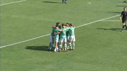 Los jugadores del Cacereño celebran el gol de la victoria ante el Tamaraceite