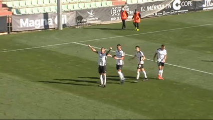 El Mérida se impone a Las Palmas Atlético por 2-0 en el primer partido del 2022