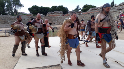 Gladiadores en la arena del Anfiteatro Romano de Mérida