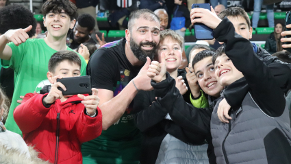 Vasileiadis tras su debut en el Multiusos con el Cáceres Basket.