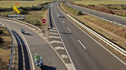 Autovía. Guardia Civil de Tráfico