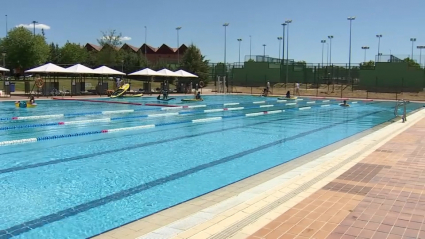 Piscina del centro deportivo 'Enjoy' en el día de su apertura