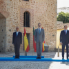 El presidente del Gobierno, Pedro Sánchez, el rey Felipe VI, junto con presidente portugués Marcelo Rebelo de Sousa y el primer ministro luso Antonio Costa