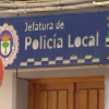 Agentes de la policía local evitan un suceso entre una madre y su hijo