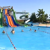 Una de las piscinas de AquaBadajoz, el único parque acuático de Extremadura