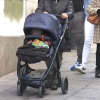 Carrito de bebé por la calle