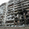 Edificio de viviendas afectado por las bombas en Kyiv.