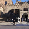 Plaza mayor de Cáceres repleta de turistas