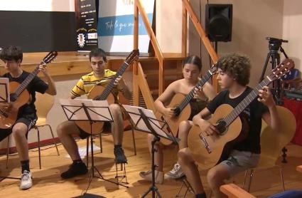 Campus de guitarra en Arroyo de la Luz