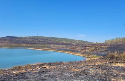 Incendio en Alange