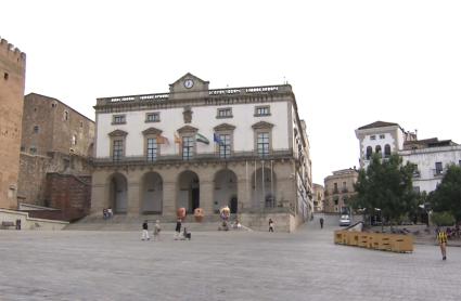 Badajoz y Cáceres como dos de las capitales de provincia donde menos impuestos municipales se pagan