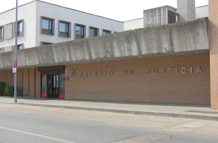 Fachada de los Juzgados de Mérida