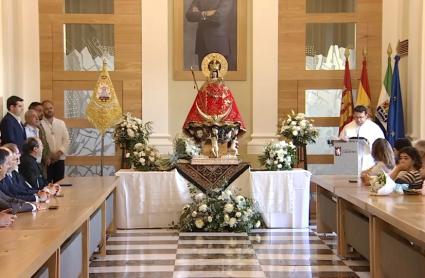 Virgen de la Montaña en el Ayuntamiento