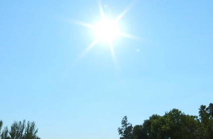 Imagen del sol brillando con temperaturas récord en la región