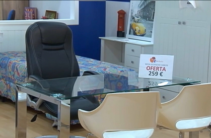 Tienda de muebles con ofertas