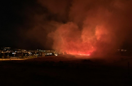Imagen del incendio en la Sierra de Santa Bárbara