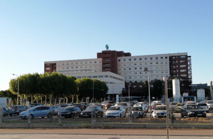 Hospital Universitario de Badajoz, donde ha fallecido la víctima