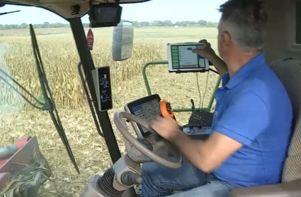 Uno de los agricultores que ha participado en el proyecto de mapas satelitales