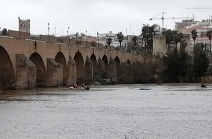Accidente de barca en el río Guadiana en Badajoz