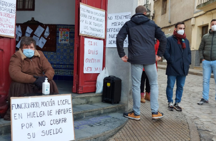 Juan Pedro, policía local de Alburquerque, incia su huelga de hambre