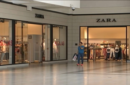 Tienda de Zara en el Centro Comercial Vía de la Plata