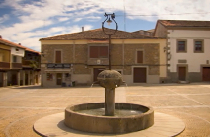 Plaza porticada de Cuacos de Yuste