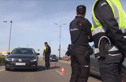 Controles policiales por el cierre perimetral de la región