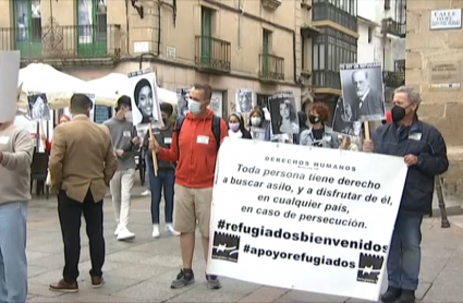 Marcha en Cáceres en apoyo a los refugiados