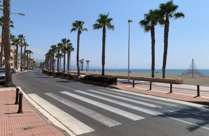 Paseo marítimo de Roquetas de Mar 