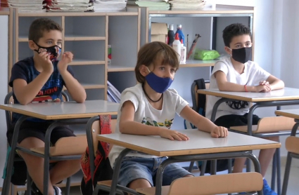 Alumnos del CEIP Castra Caecilia (Cáceres) en clase