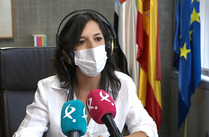 Esther Gutiérrez durante la entrevista a Canal Extremadura Radio