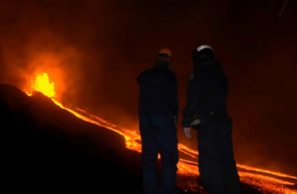 Equipo de expertos analizan la evolución del volcán de La Palma