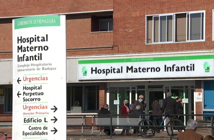 Fachada del Hospital Materno Infantil de Badajoz
