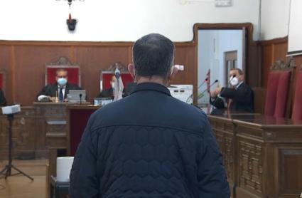 El acusado en la Audiencia Provincial de Badajoz 